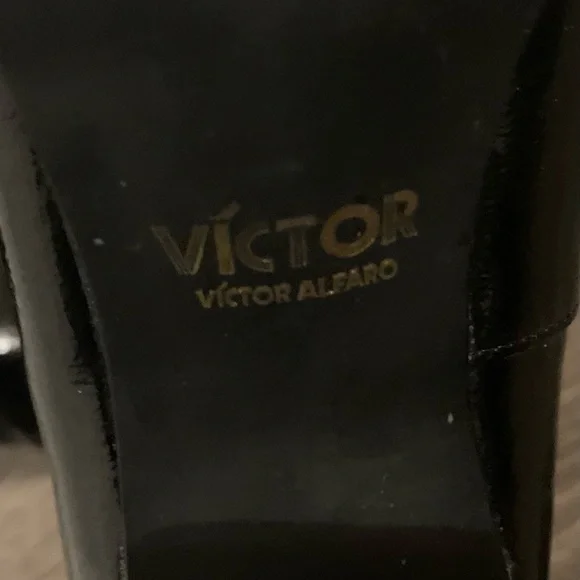 COPY - Victor Alfaro , Black Patent Lace Up Dress Shoes, Size 7, Good Condition - Picture 11 of 16